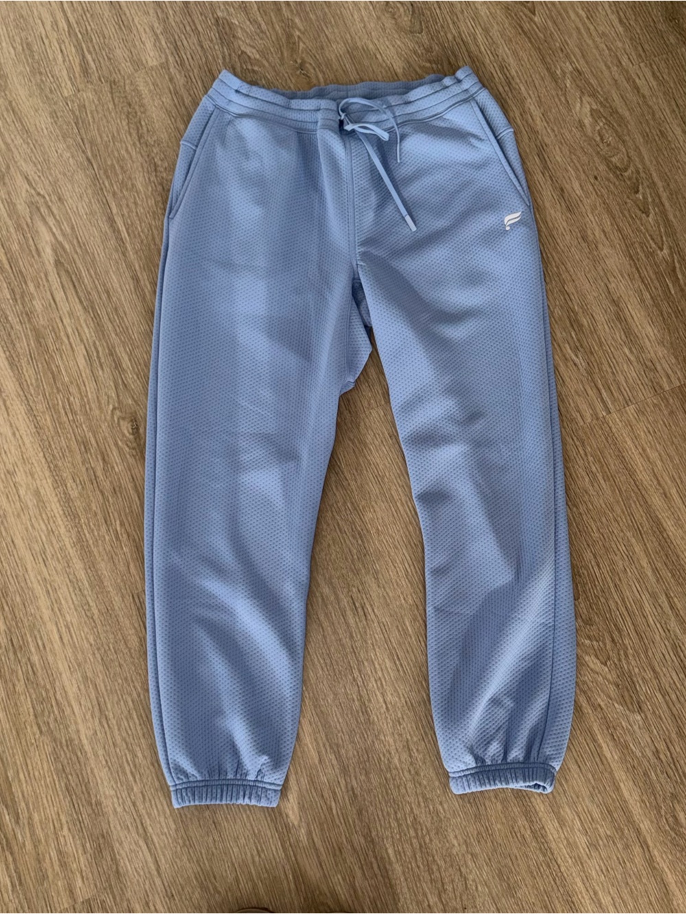 Fabletics Men’s active pants Light Blue Perforated
